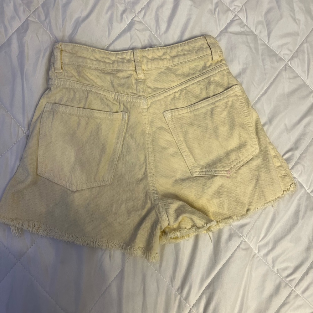 yellow Zara denim shorts - Picture 4 of 4